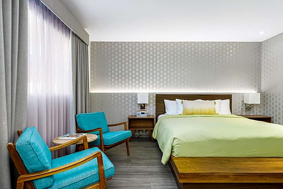 Skylark Hotel