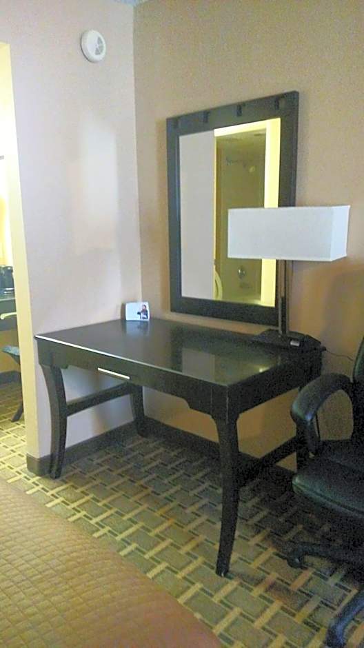 Super 8 by Wyndham Atoka