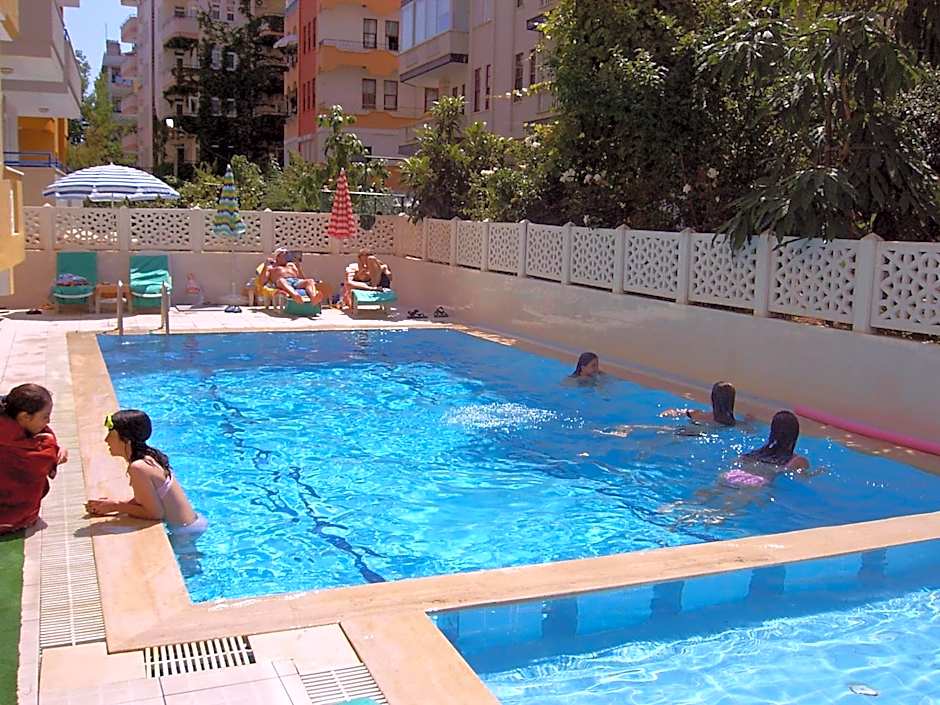 Bayram Apart Hotel
