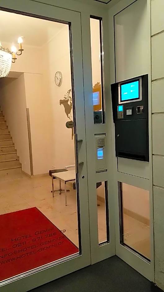 Hotel Gemini Self Check-IN