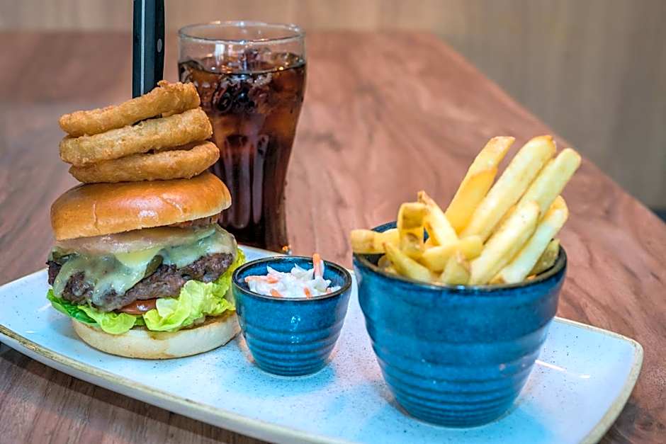 Holiday Inn Manchester West By IHG