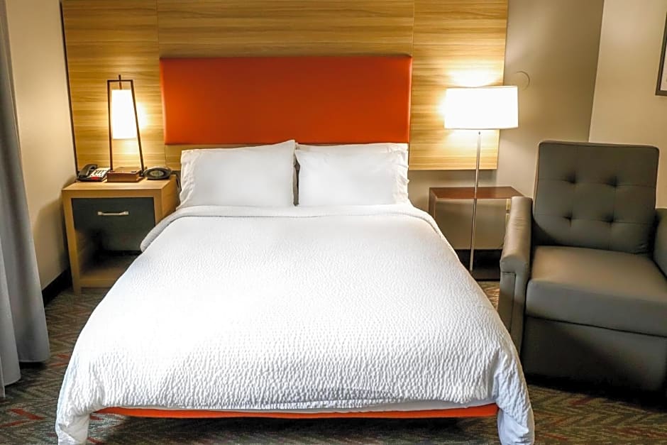 Candlewood Suites Richmond Airport Hotel By IHG