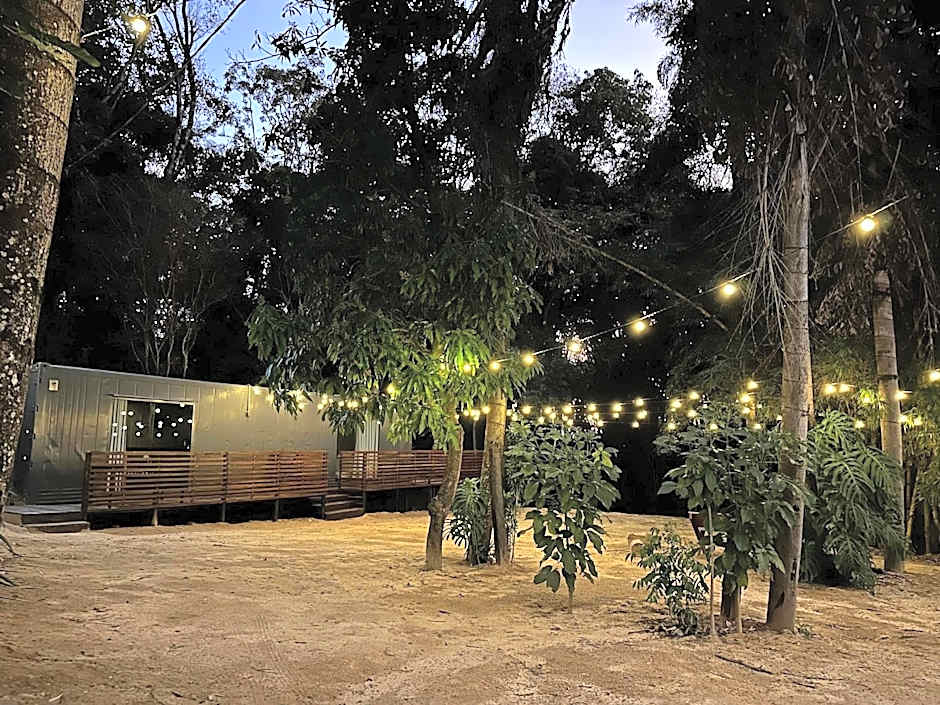 Estúdio em Contêiner no Bosque