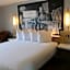Super 8 by Wyndham Sturbridge
