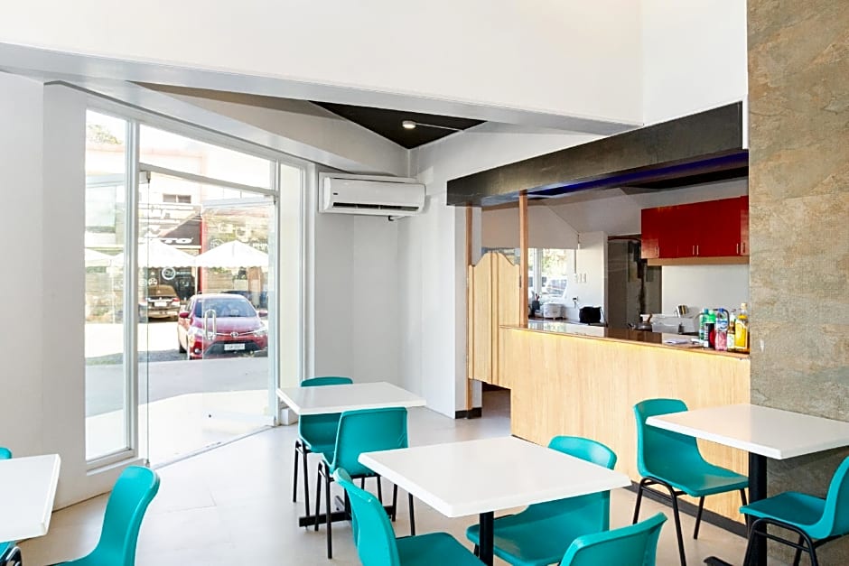 OYO 133 Jazzy James Country Hotel II