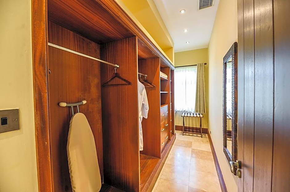 Cocoa Boutique Hotel - Your Kenyan Beachfront Bliss