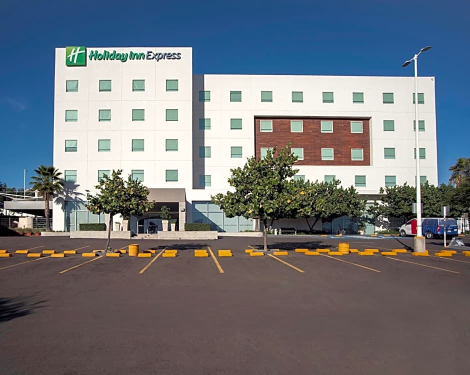 Holiday Inn Express Guadalajara Iteso By IHG