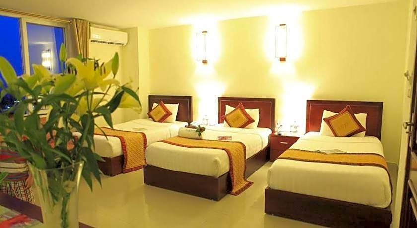 Luxe Hotel