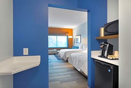 Suite with Two Queen Beds