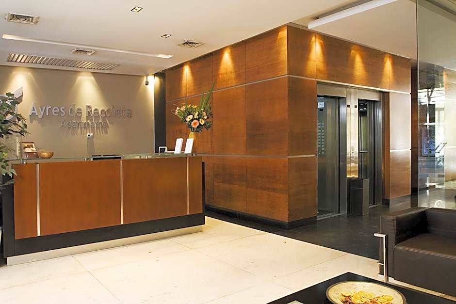 Recoleta Uriburu by Ayres