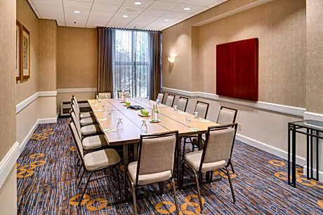 Courtyard by Marriott Shelton