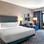 Hampton Inn & Suites Roanoke Downtown
