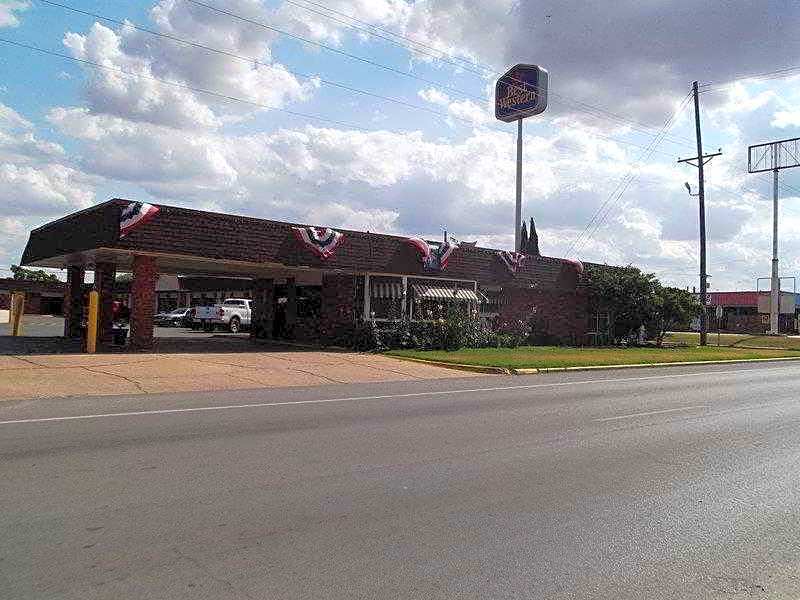 Best Western Village Inn