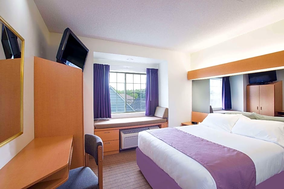 Microtel Inn & Suites By Wyndham Plattsburgh