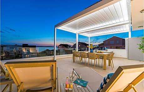 Mandre Sunset Luxury Suites