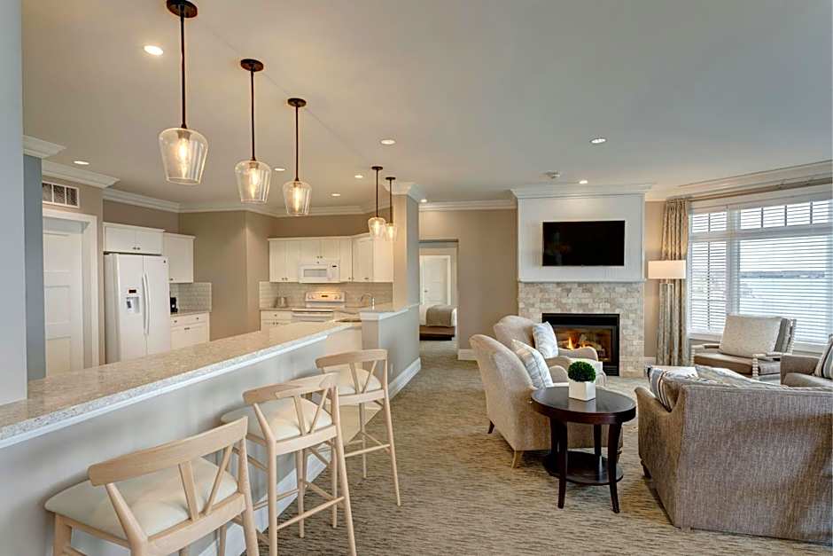 Inn at Bay Harbor, Autograph Collection by Marriott