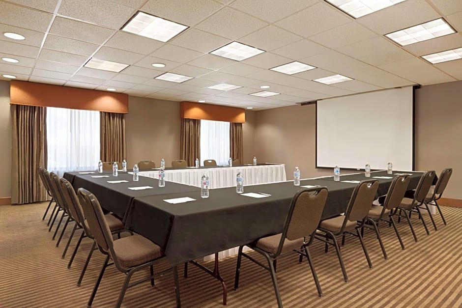 Hampton Inn By Hilton & Suites Phoenix Glendale-Westgate