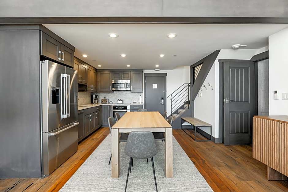 Lodge at Vail Condominiums