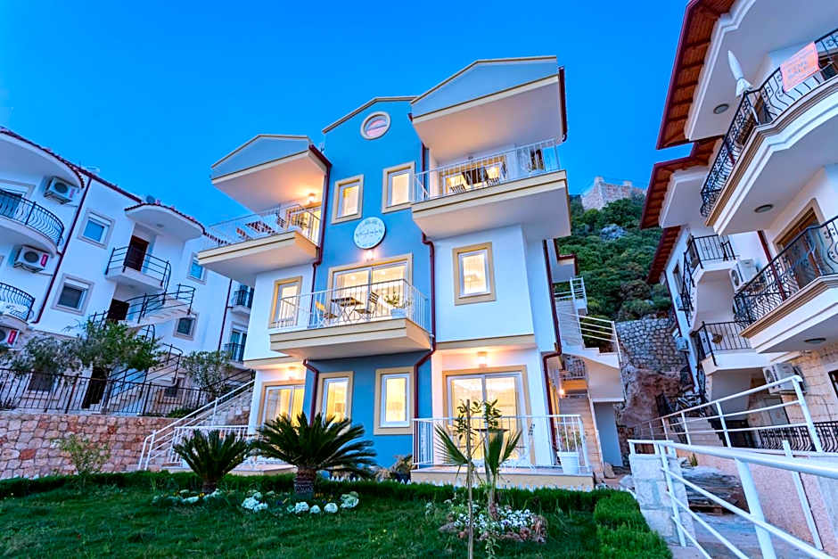 Kybele Suites