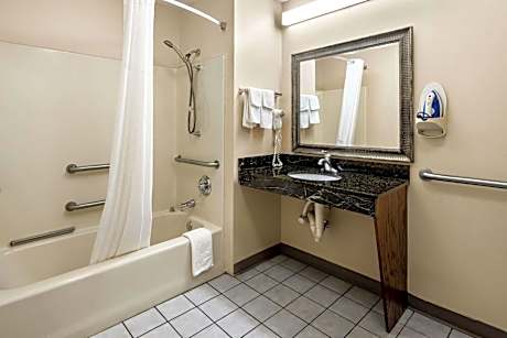 King Room with Tub - Disability Access/Non Smoking