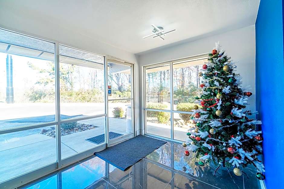 Xpress Inn & Extended Stays