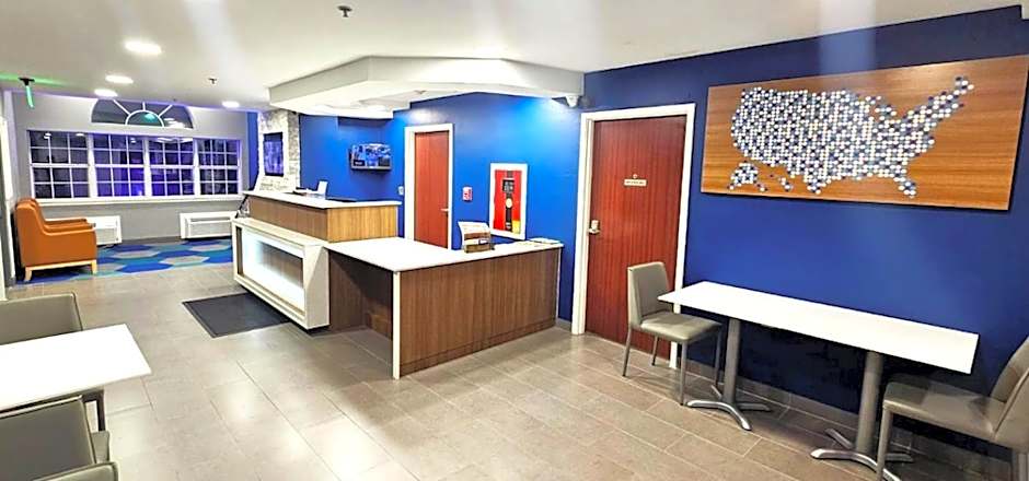 Microtel Inn & Suites By Wyndham Tulsa East