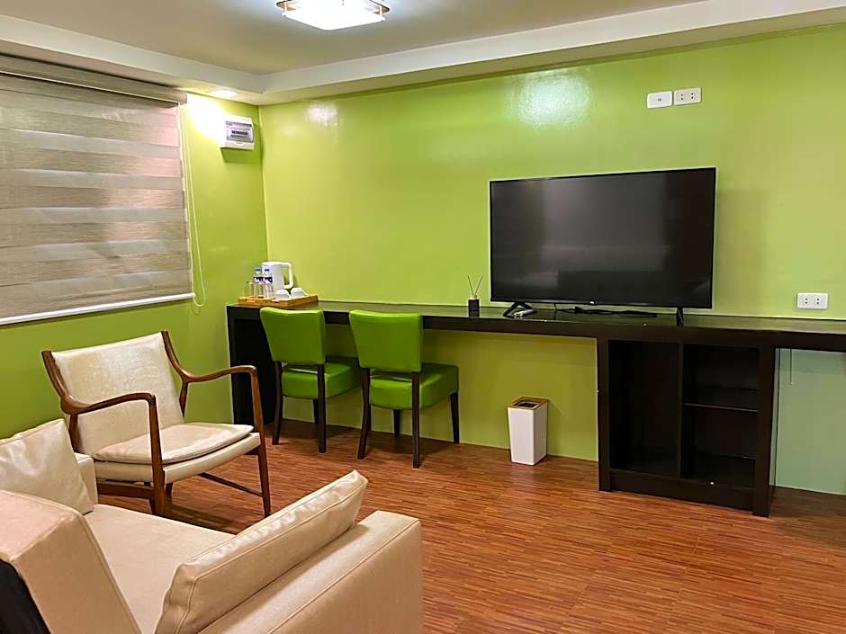 Damara Hotel at Ciudad Elmina