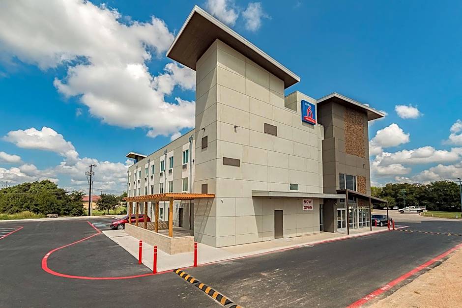 Studio 6 New Braunfels, Tx