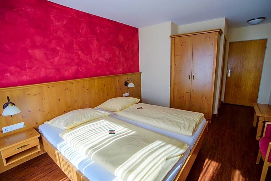 Landgasthof Linde - In ruhiger, ländlicher Umgebung