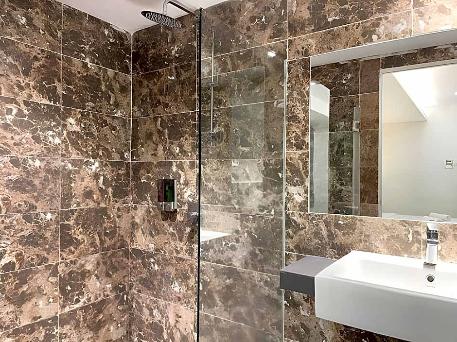 Bookme Hotel Sdn Bhd