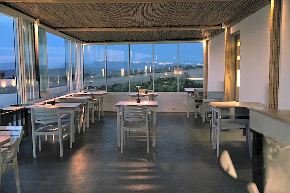 SerenitÃ  Luxury Suites