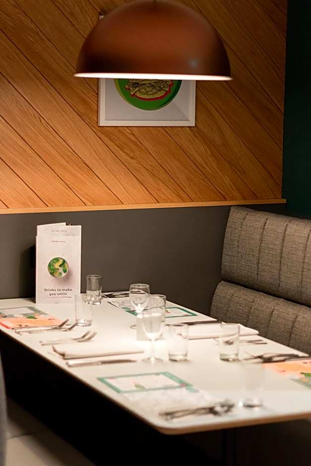 Holiday Inn Newport By IHG