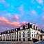Hotel Brossard, an Ascend Collection Hotel