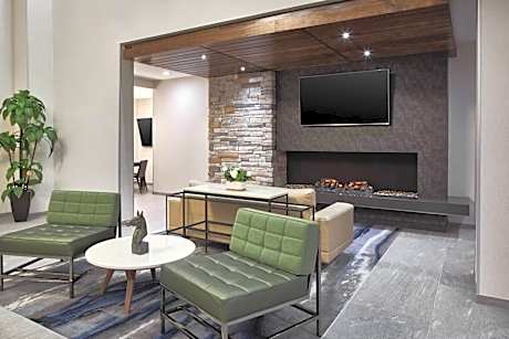 Fairfield Inn & Suites by Marriott Virginia Beach/Norfolk Airport