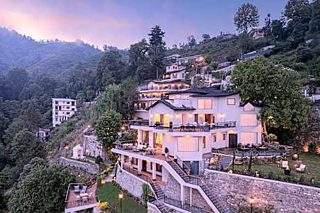 Amaraya by LaRiSa, Nainital