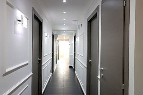 Bed in 4-Bed Female Dormitory Room