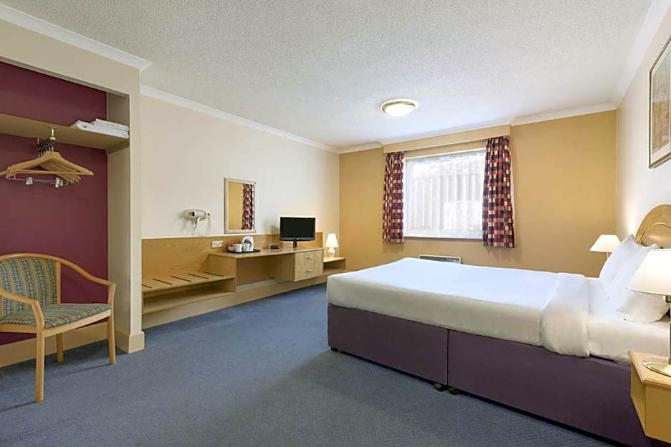 Days Inn Watford Gap