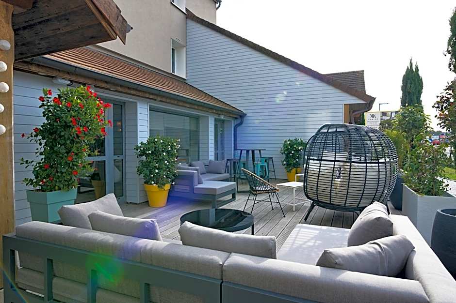 Le Konine - Hotel & Bar & Restaurant