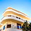 Polyxenia Suites