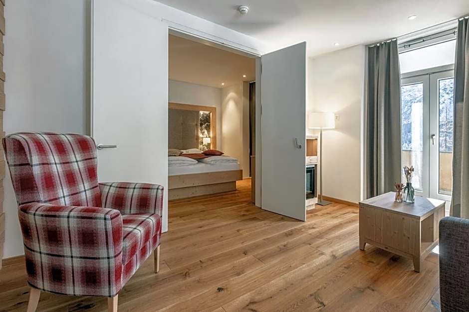 Photo 1 of 5 of Junior Suite, Balcony