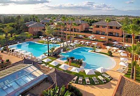 DoubleTree by Hilton Islantilla Beach Golf Resort
