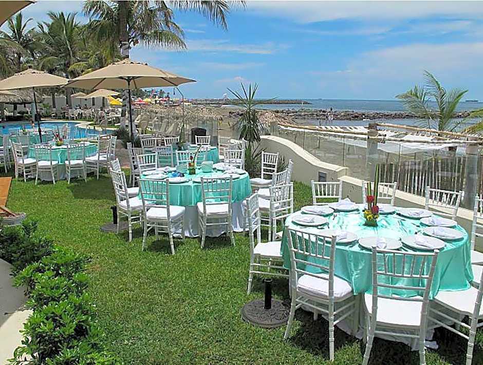 Hotel Playa Caracol