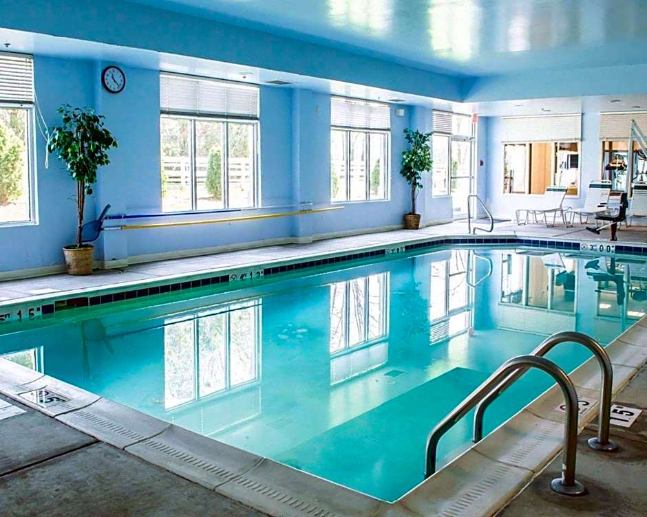 Sleep Inn & Suites Laurel near Fort Meade