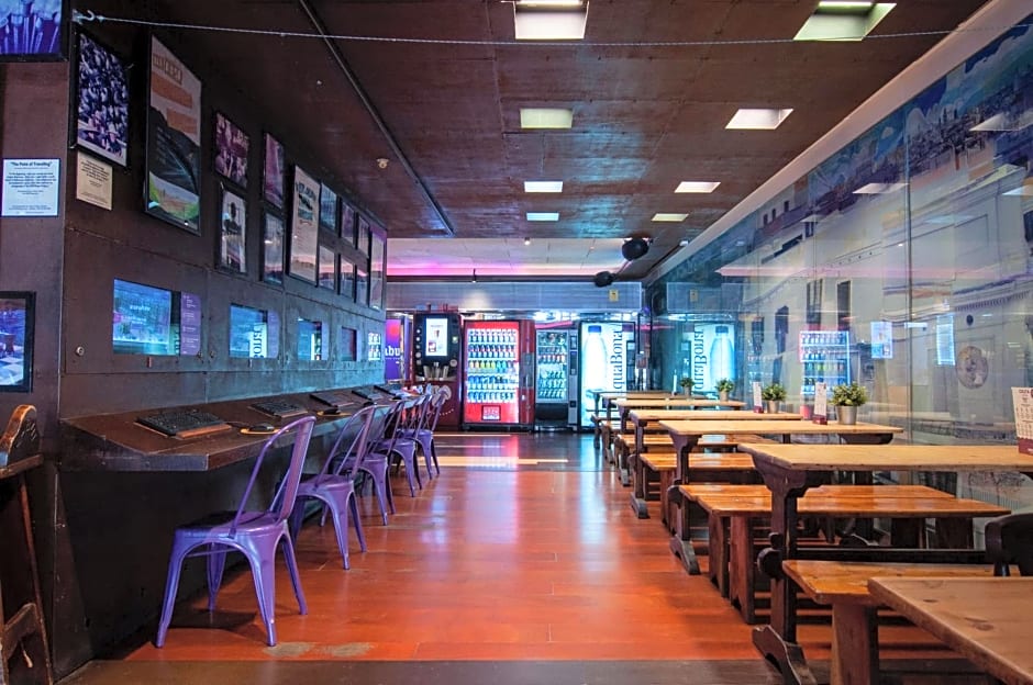 Kabul Party Hostel Barcelona