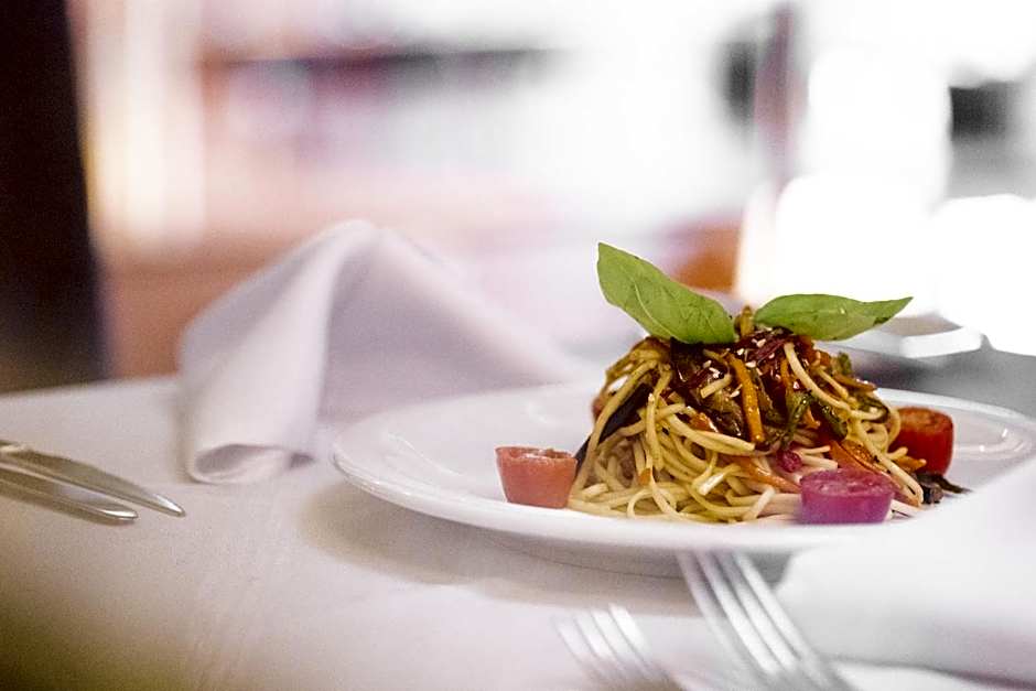 El Conquistador Hotel