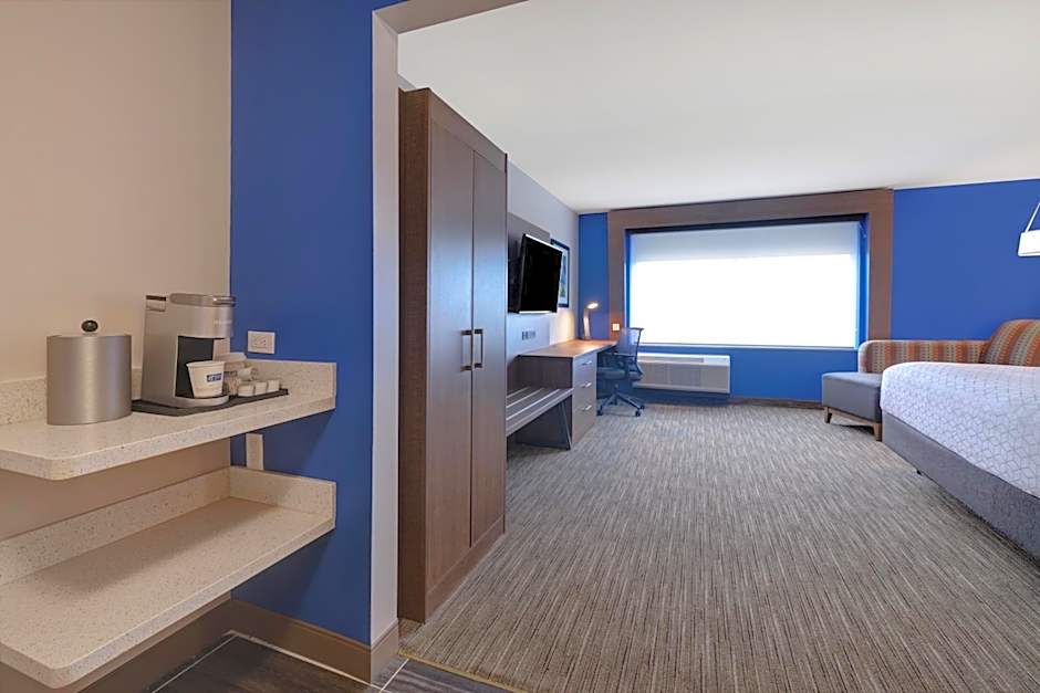 Holiday Inn Express And Suites Brighton By IHG