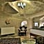 Aren Cave Hotel and Art Gallery