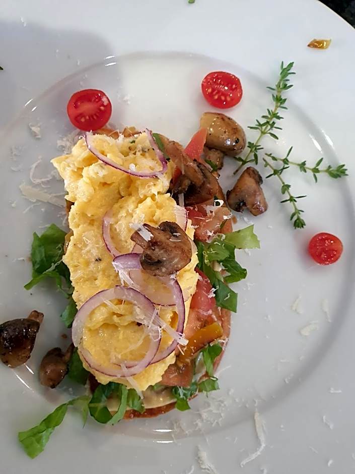 66 On Monzali 4 Star Luxury Guesthouse