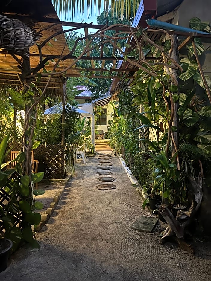 La Luna Boutique Dhangethi