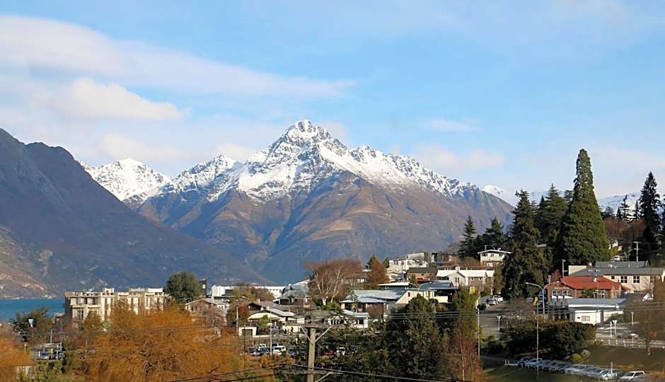 The Whistler Holiday Apartments